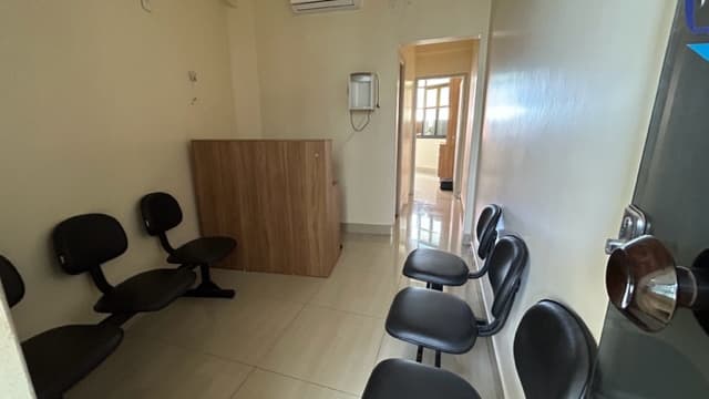 Sala comercial no centro  para alugar Ed.Moacir Teles