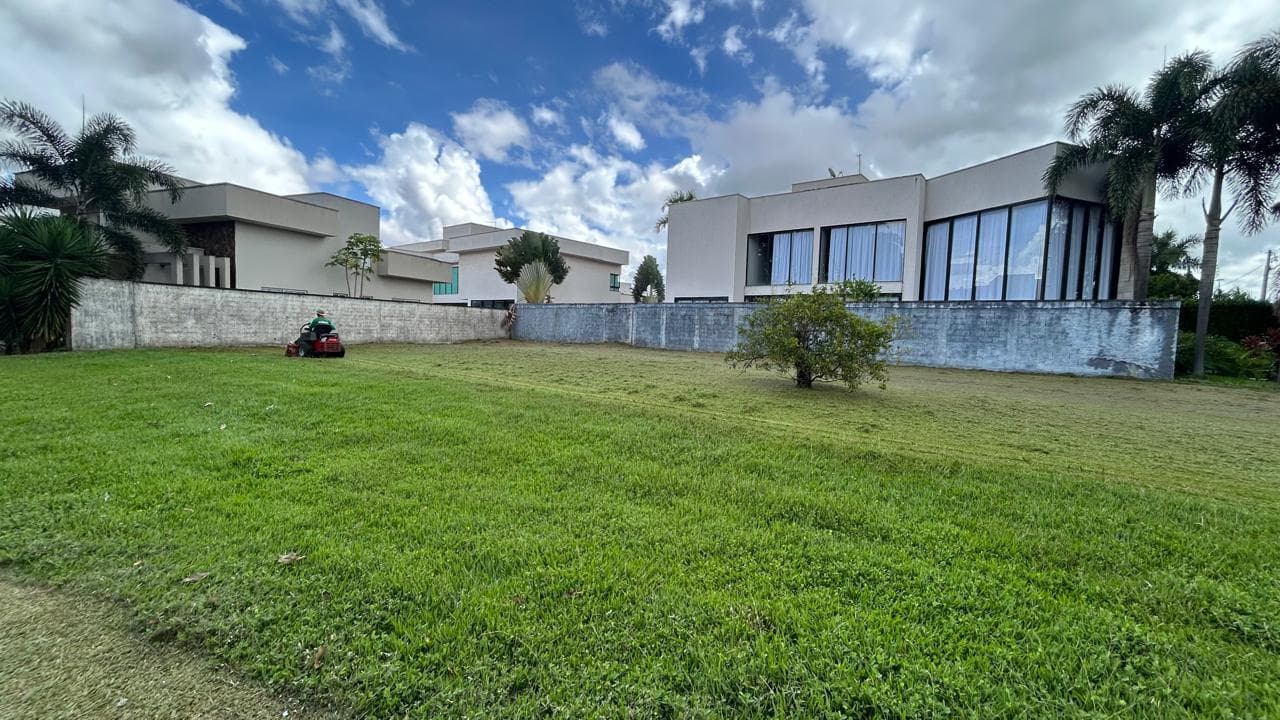 Lote Plano à Venda, 601m2, no Condomínio do Lago