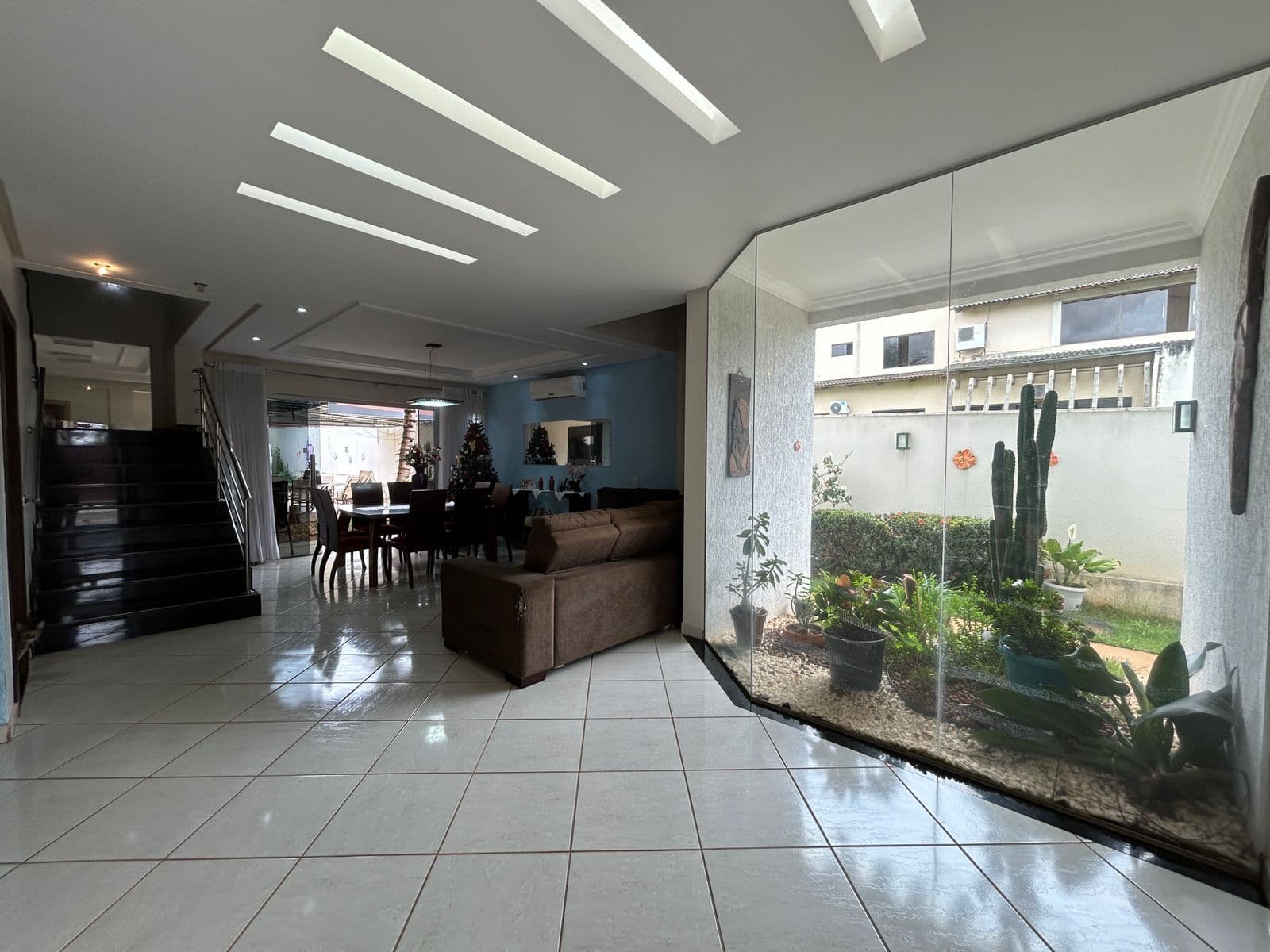 Casa de condominio fechado no Jardins Viena a Venda