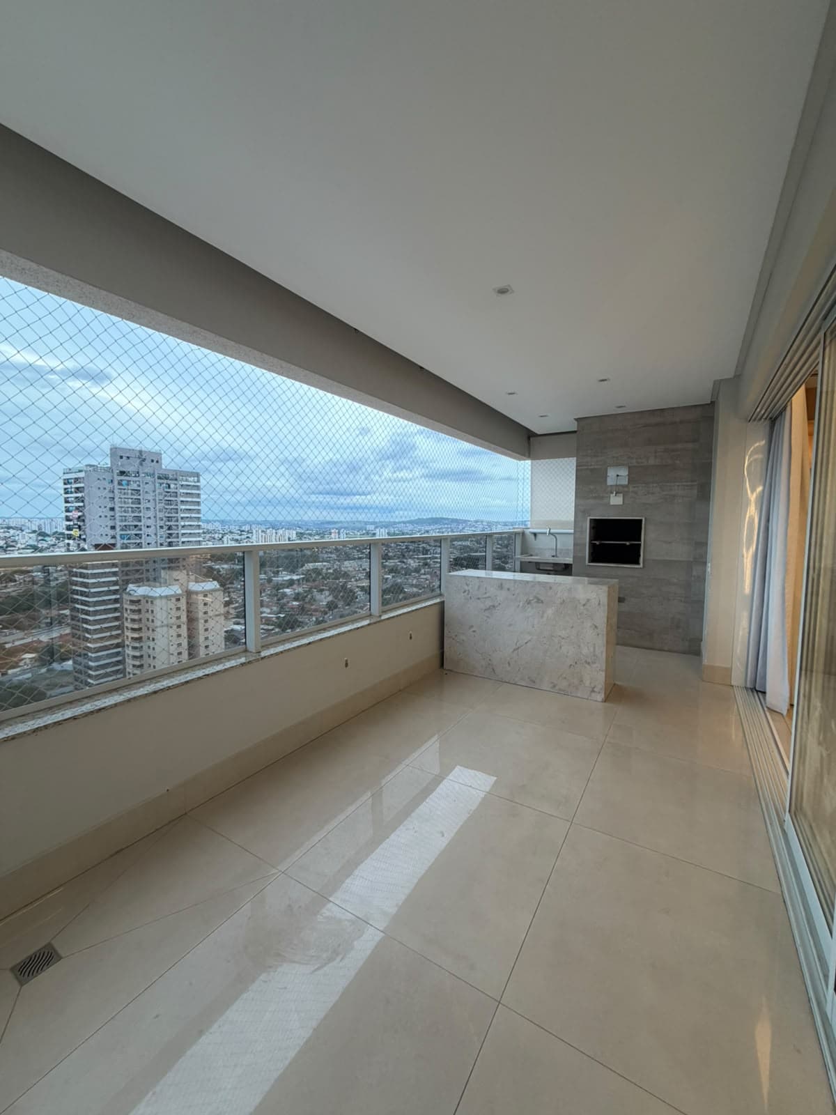 Apartamento 3 Suítes à Venda, 150m2, no Baixo Bueno