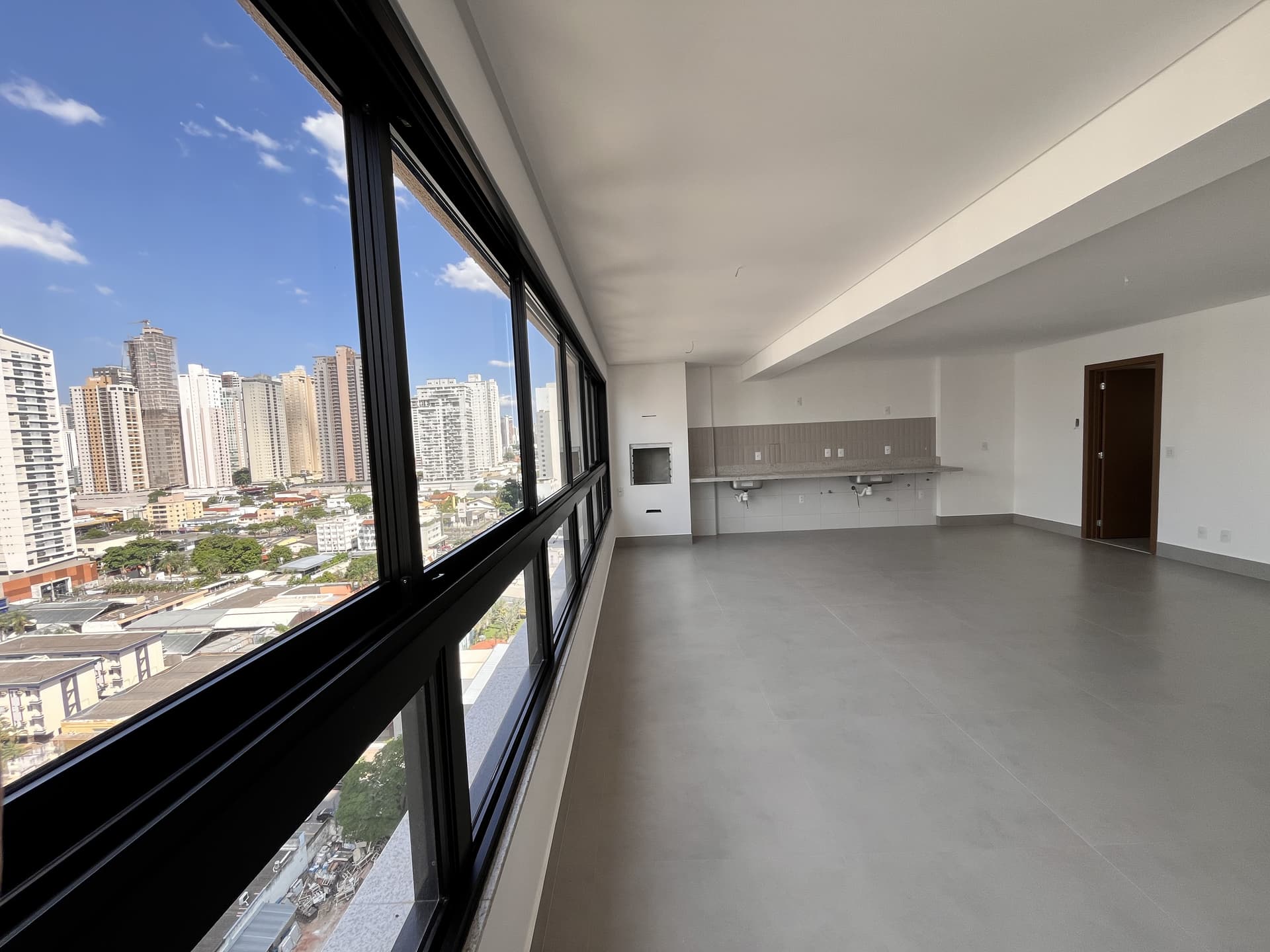 Apartamento de 3 Quartos no Setor Bueno