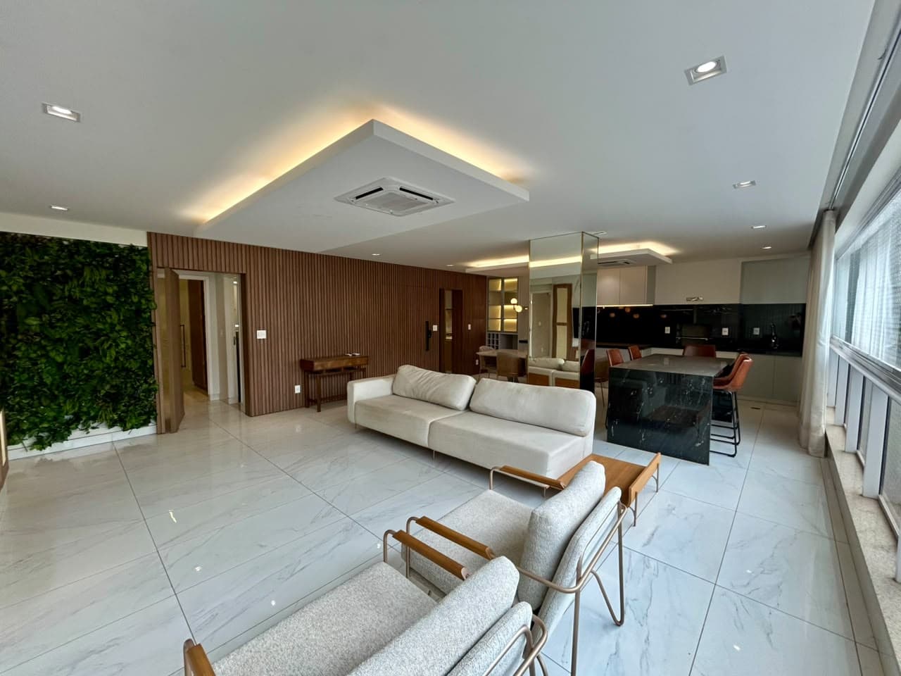 APARTAMENTO JD GOIÁS | 3 SUÍTES | 4 VAGAS DE GARAGEM