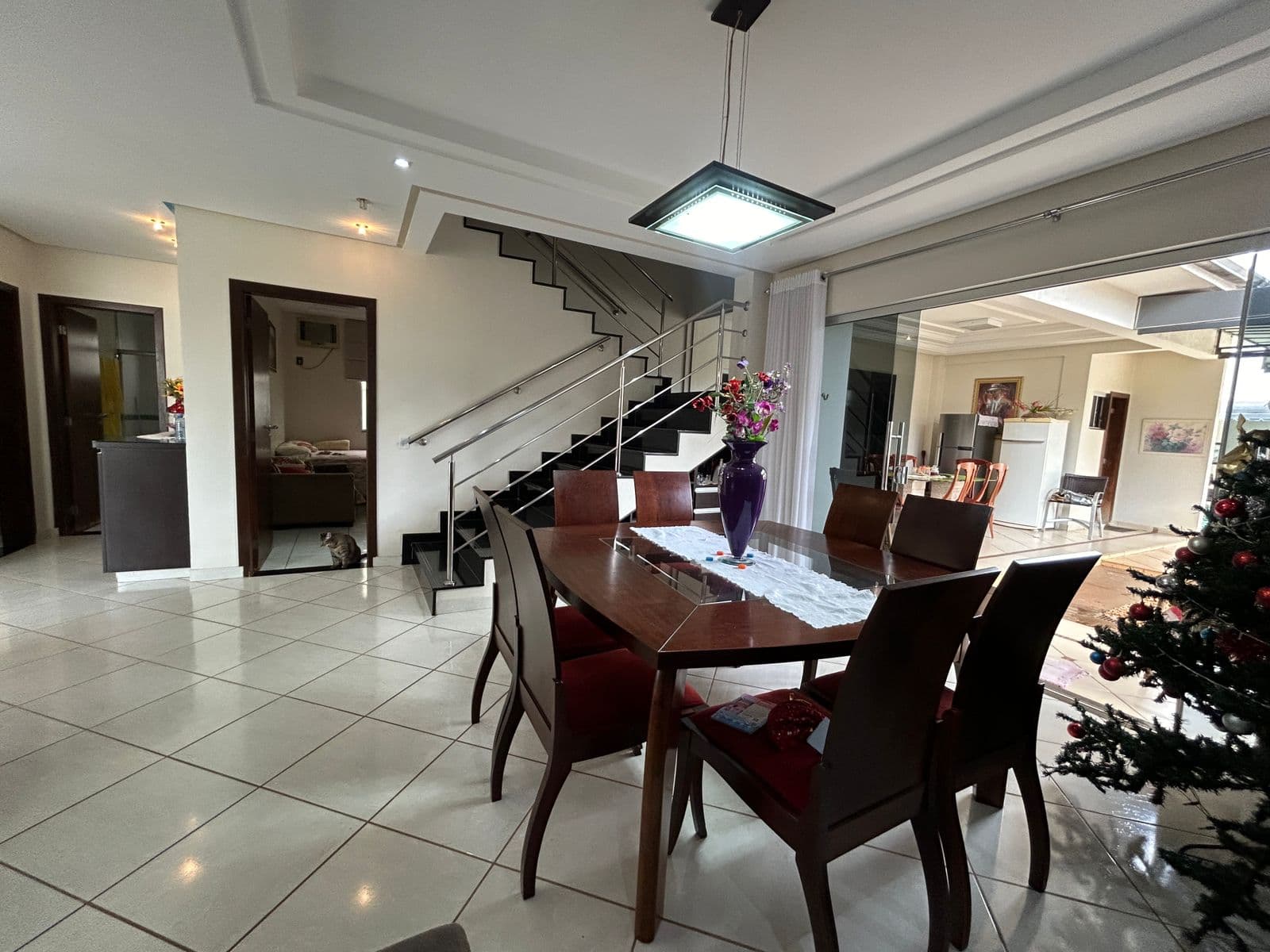 Casa de condominio fechado no Jardins Viena a Venda