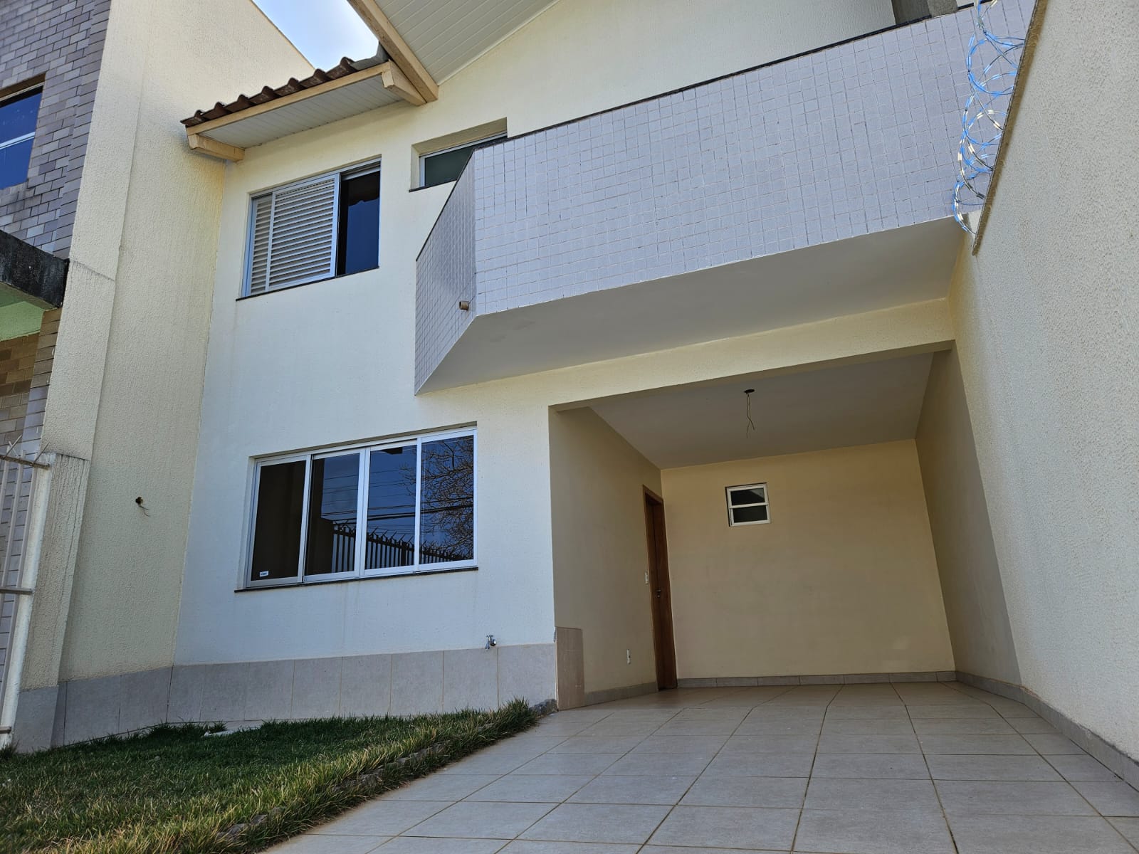 Sobrado nunca habitado Setor Santa Genoveva