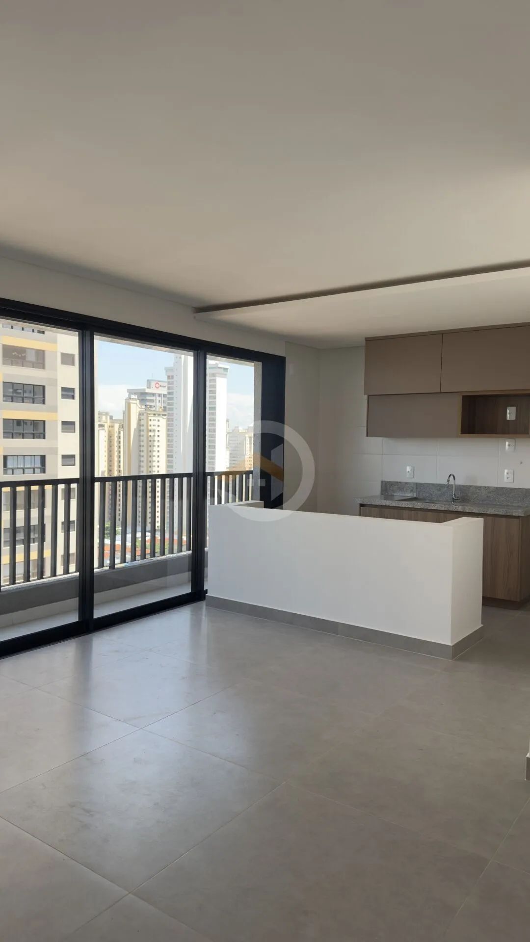 Apartamento 3 Suítes com Armários, 104m2, no Setor Bueno