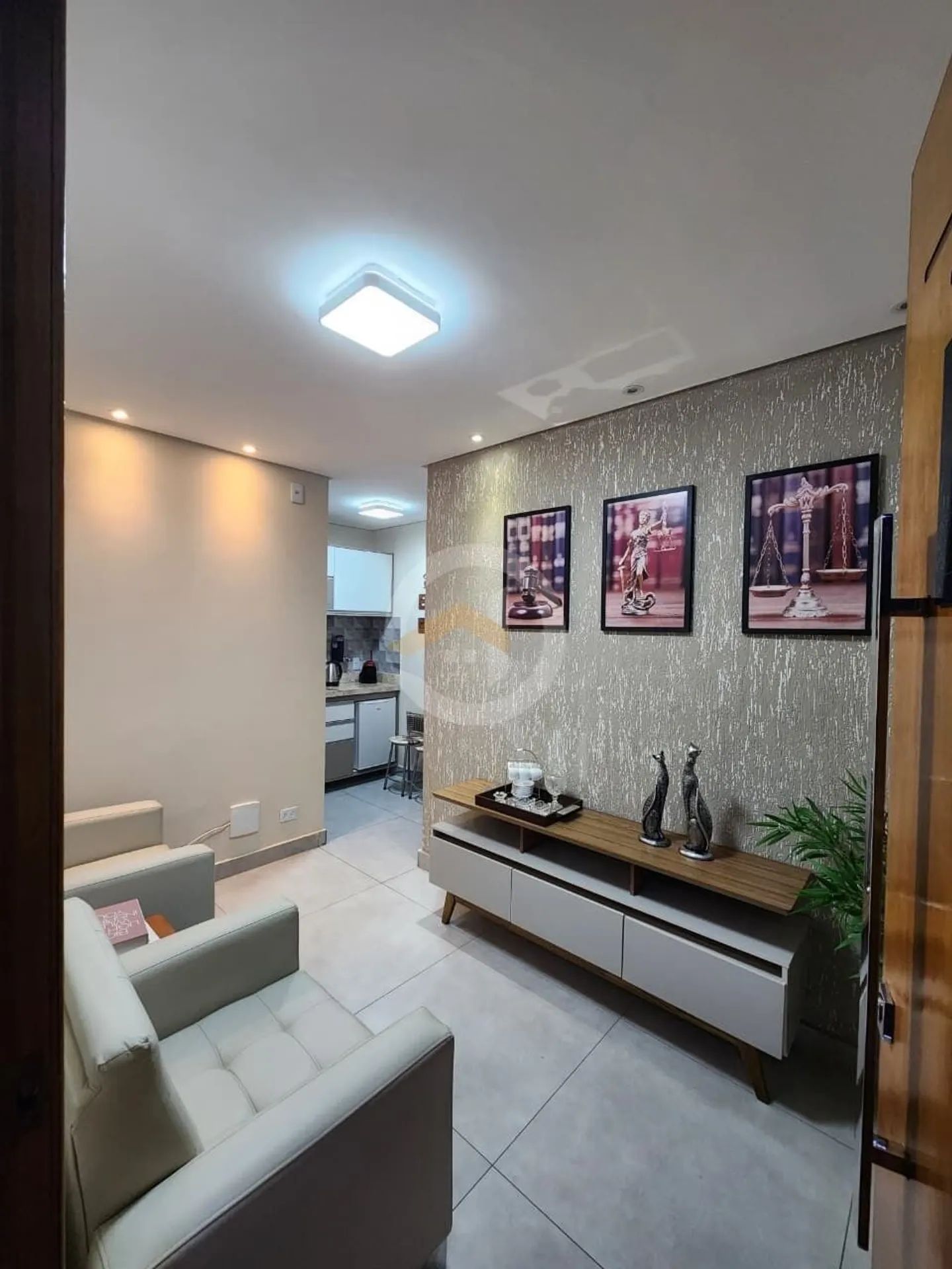 Sala comercial no setor Oeste