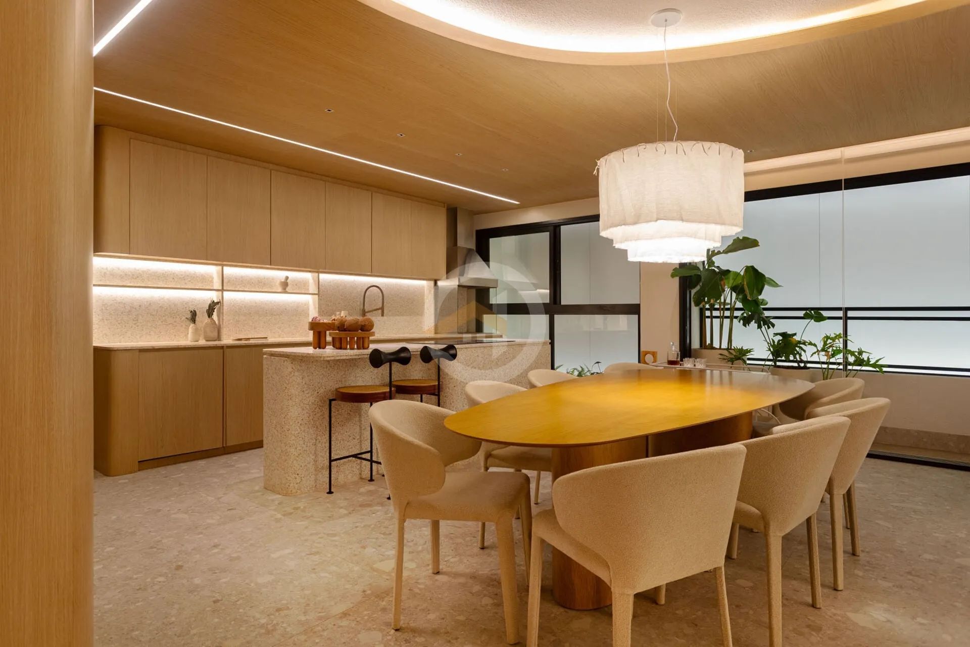 Apartamento 3 Suítes ao lado do Vaca Brava