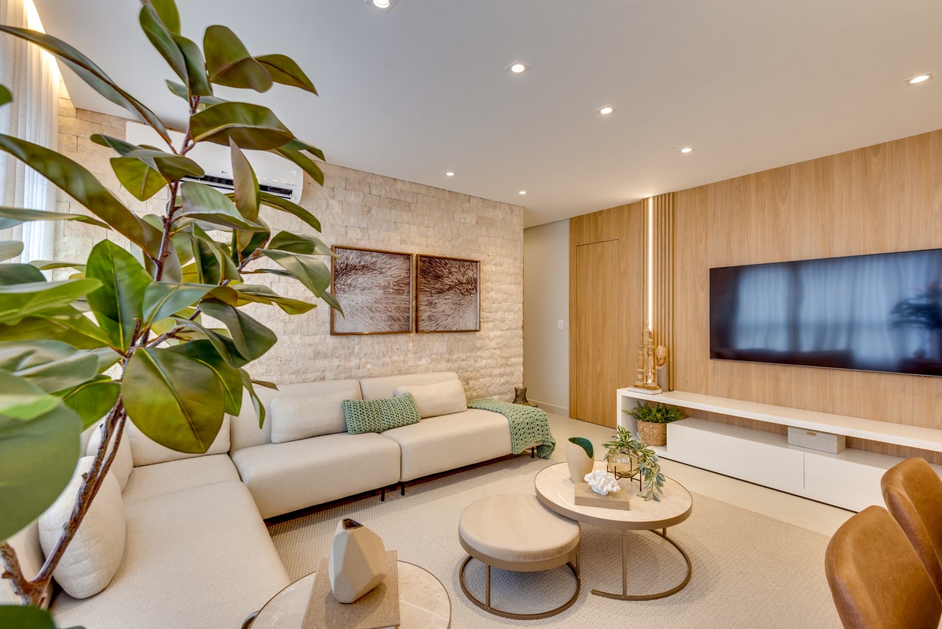 Apartamento 2q com suite em frente ao Parque da Serrinha