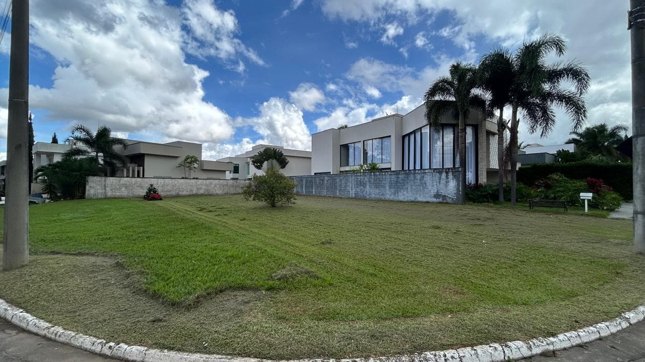 Lote Plano à Venda, 601m2, no Condomínio do Lago