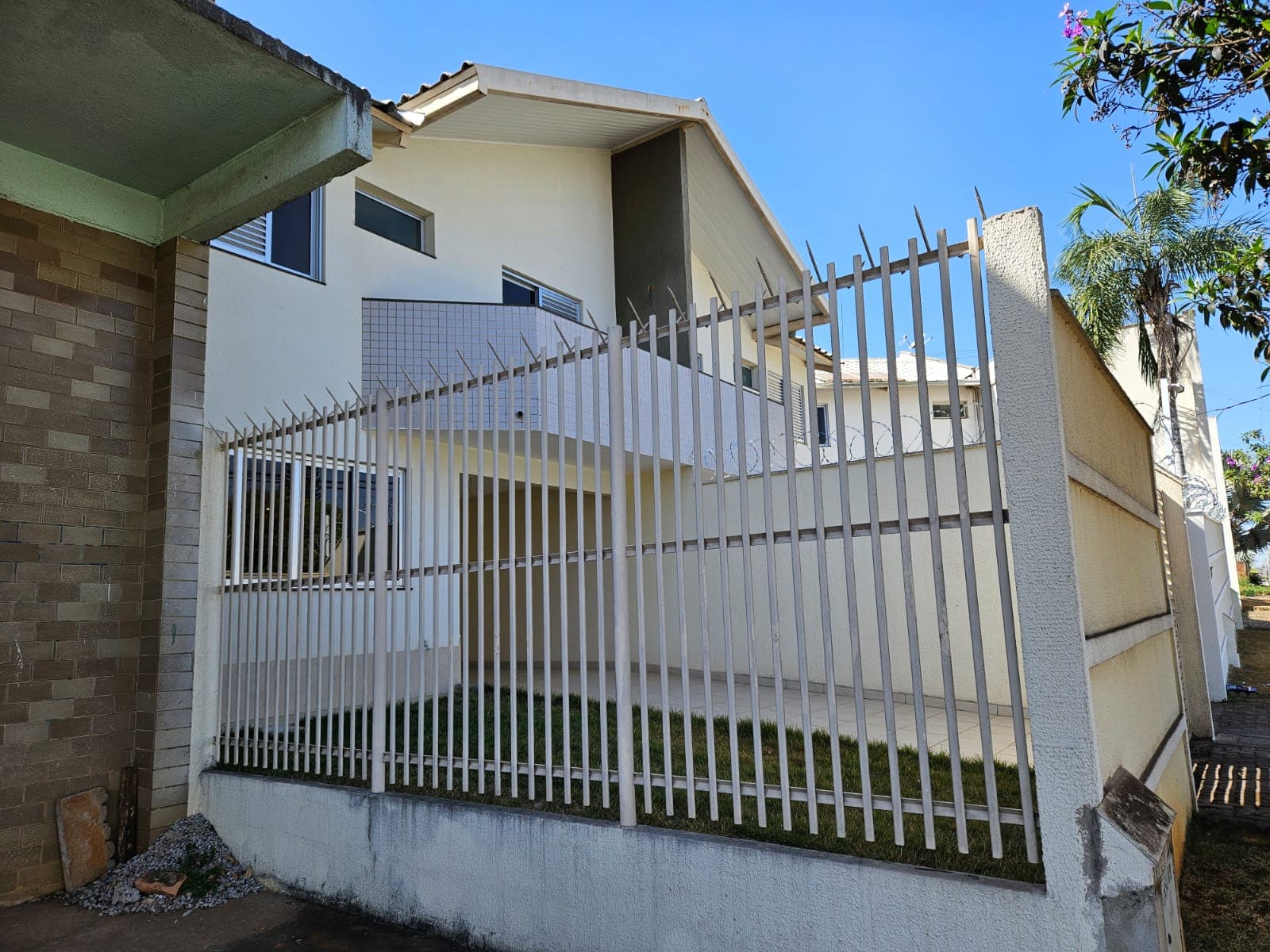 Sobrado nunca habitado Setor Santa Genoveva