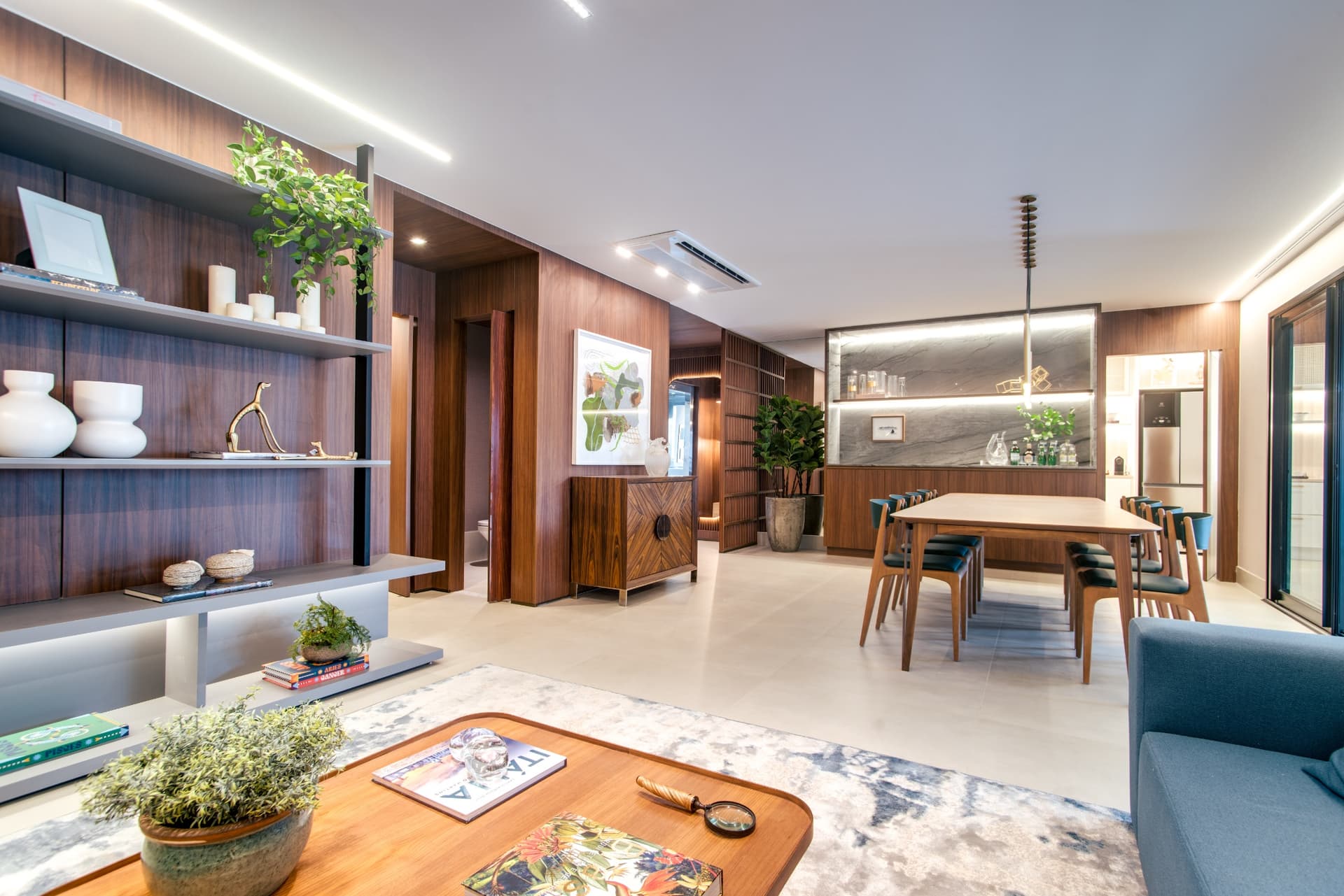 Apartamento de 3 suítes, 3 vagas de garagem, próximo ao Shopping Bouganville , Orion Complex e Praça t23