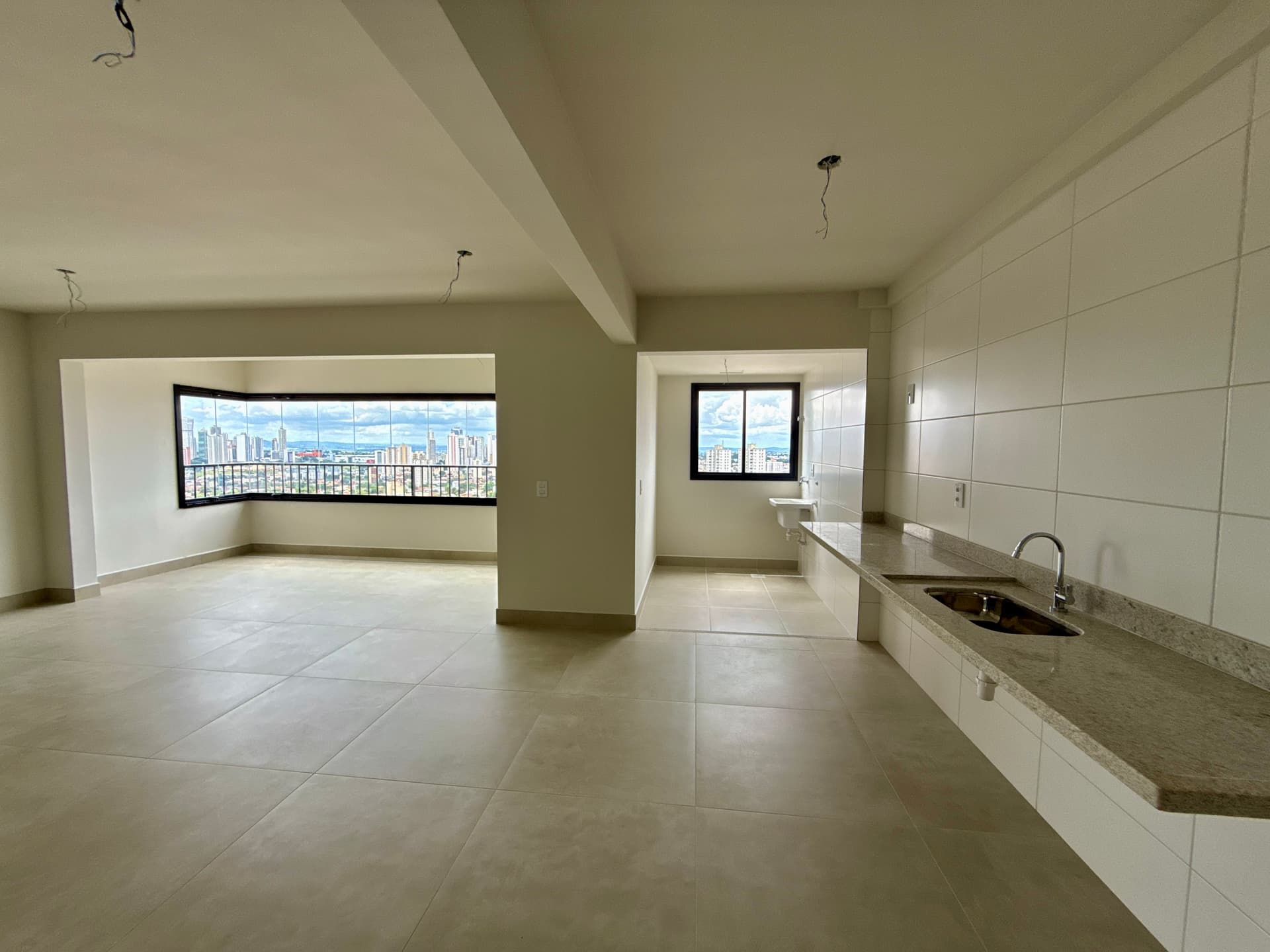 Apartamento no Viverde Areião no Setor Pedro Ludovico com 3 suítes
