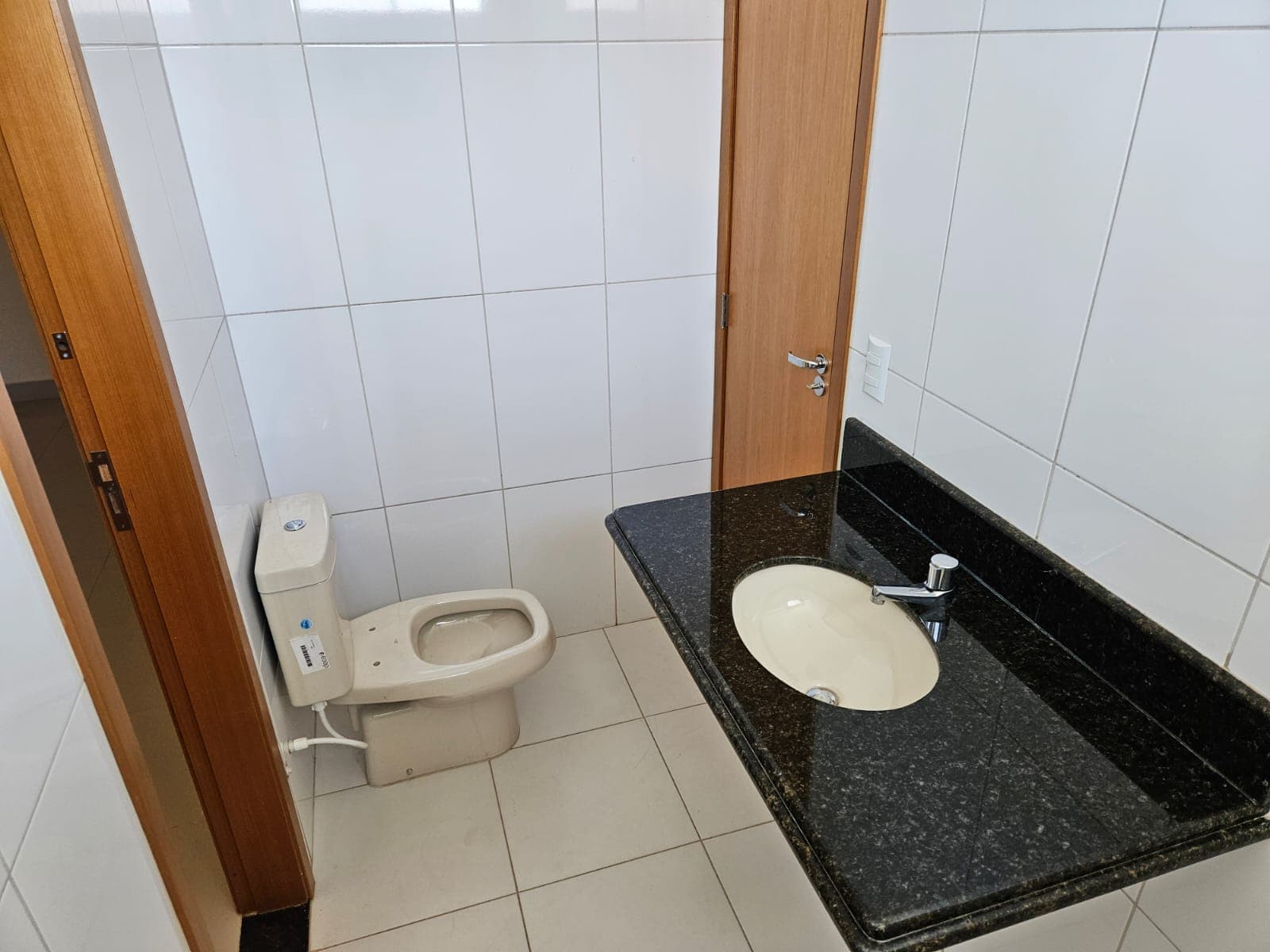 Sobrado nunca habitado Setor Santa Genoveva